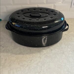 Vintage Black Enamel Speckled Turkey Roasting Roaster Pan Thanksgiving